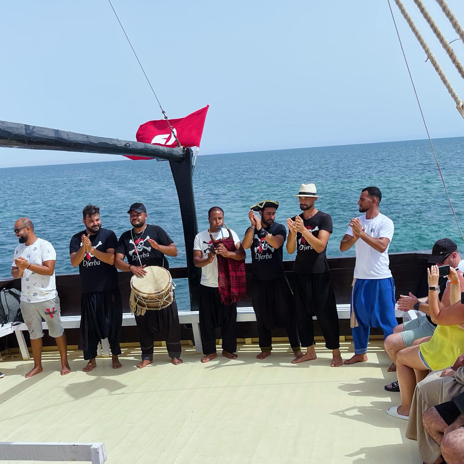 Balade en Mer (Bateau Pirate) - photo 15